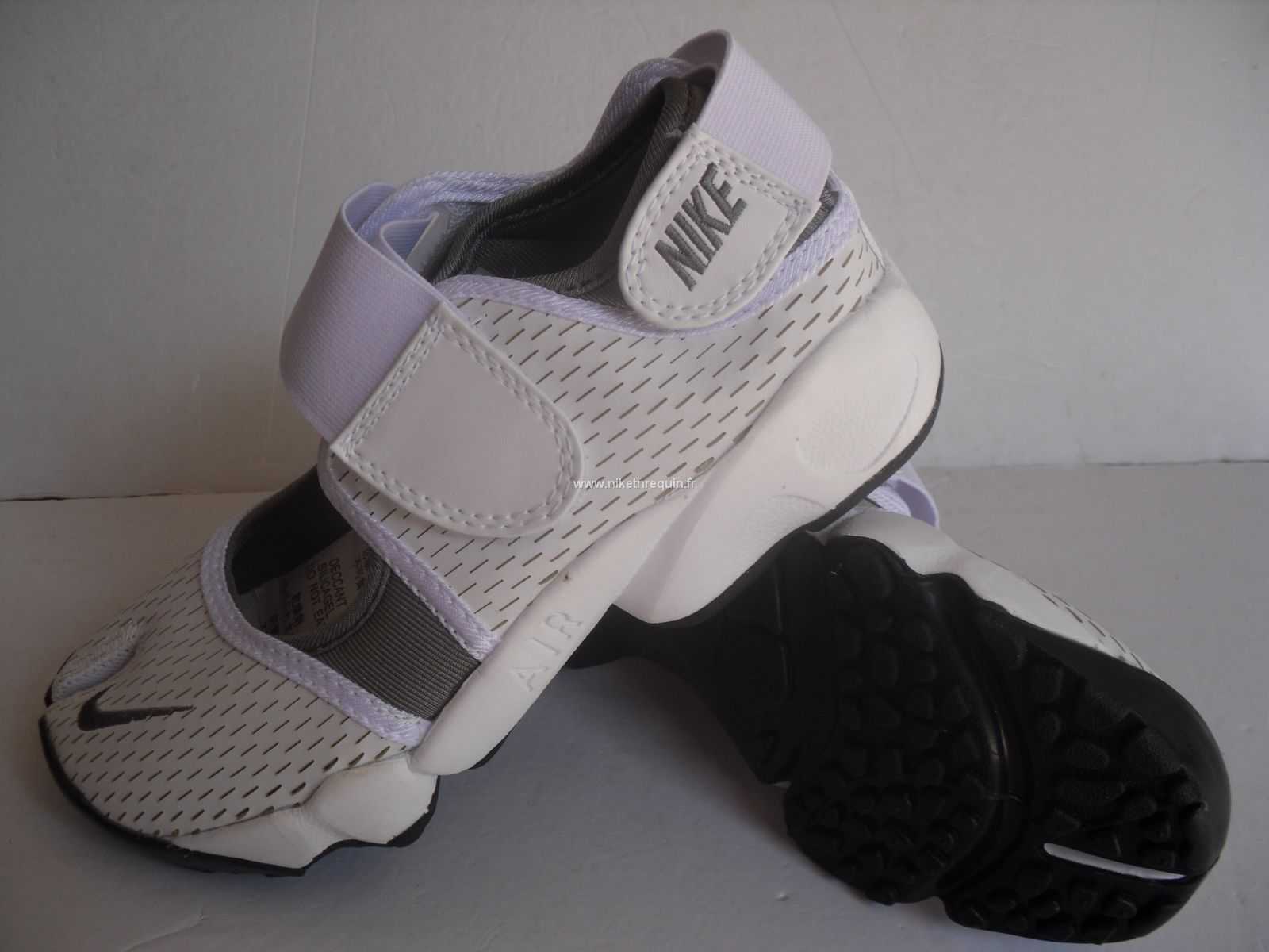 Jolie Chaussures Nike Shox Rift Blanche